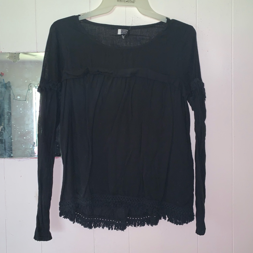 Black full sleeve top